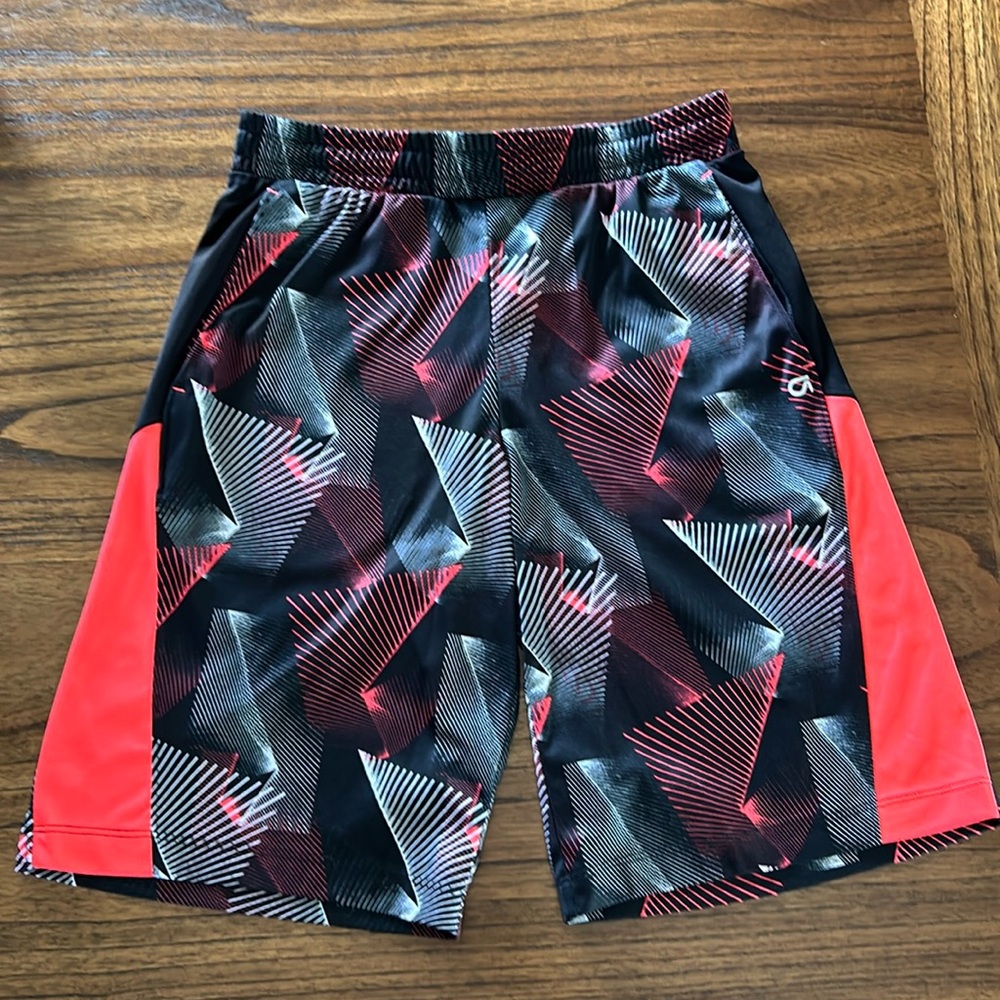 Youth GapFit Athletic Shorts Size XL